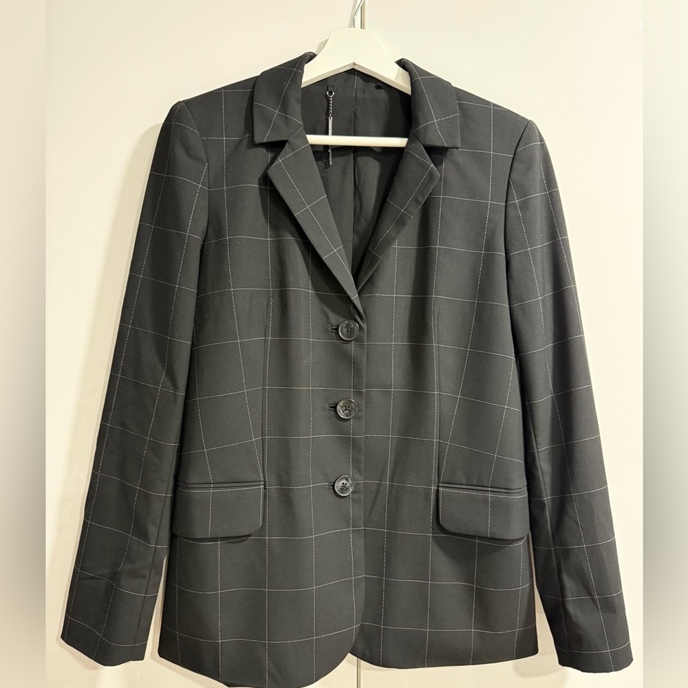 ELIE TAHAR BLAZER SIZE 8 BLACK